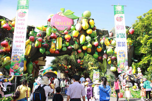Southern-Fruit-Festival-2014