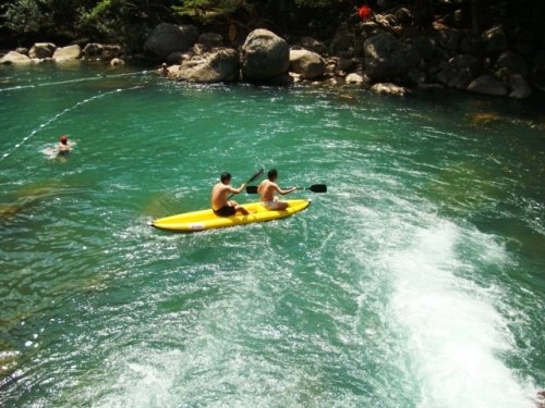 Kayak in Vietnam